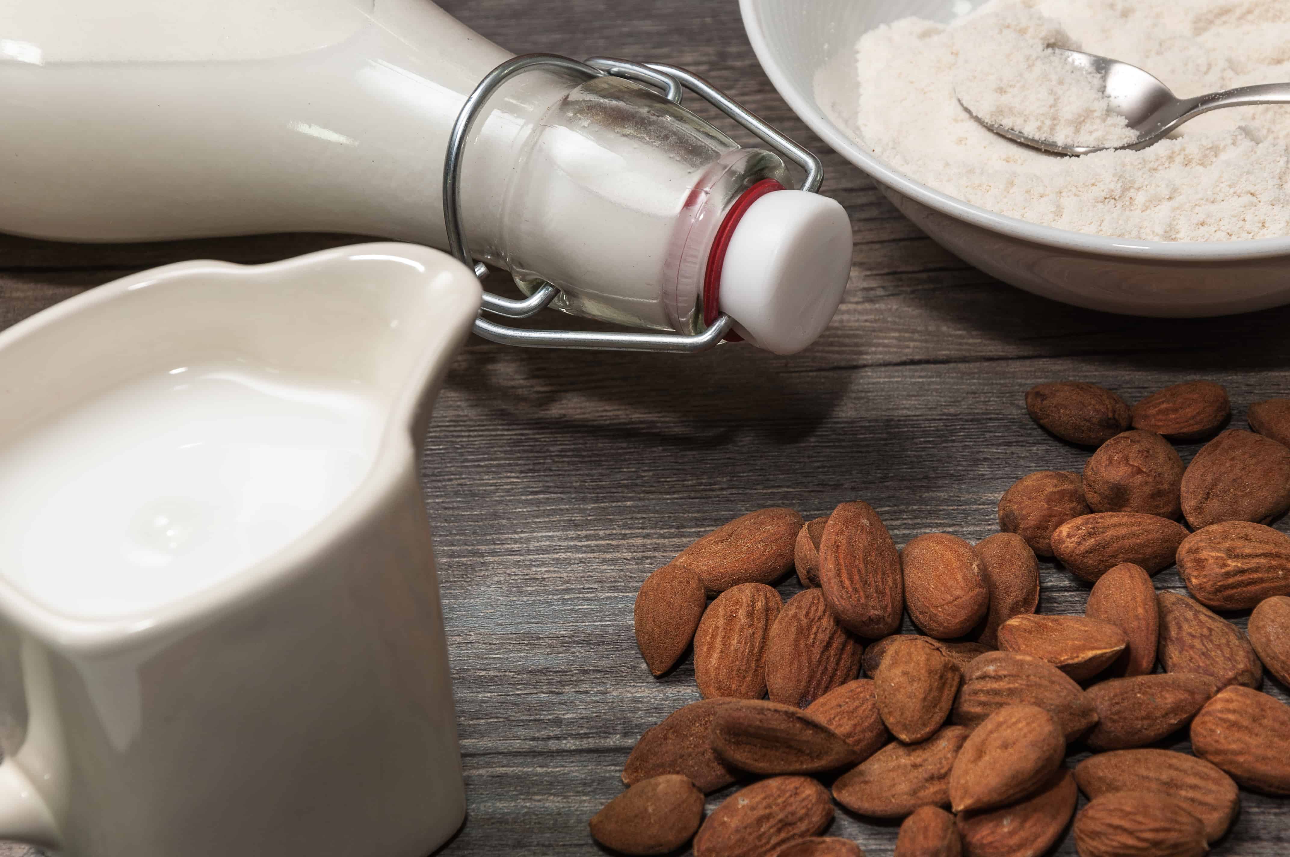 preparar leche de almendras casera