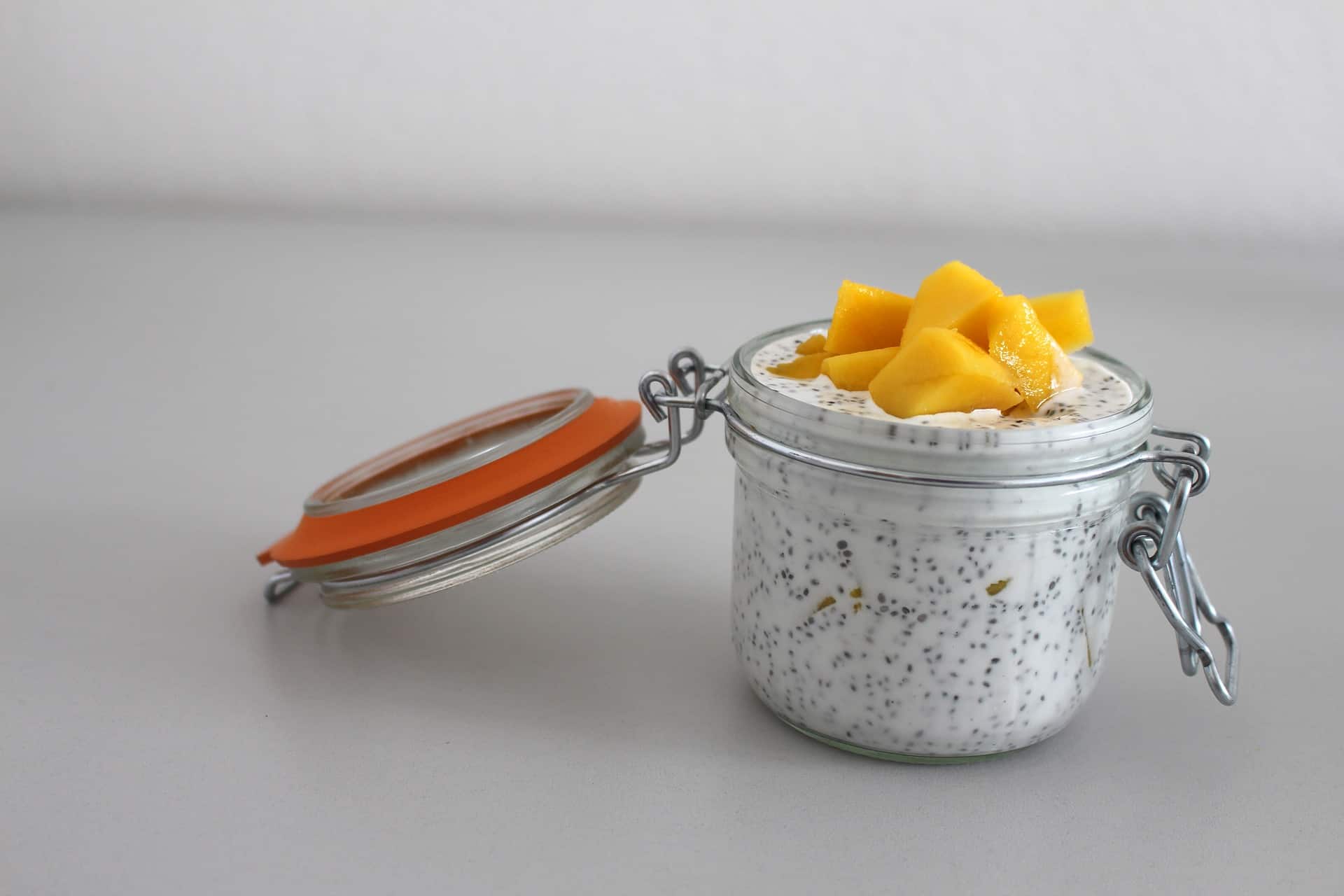 semillas de chia en yogurt